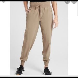 NWT ATHLETA CAMDEN JOGGER